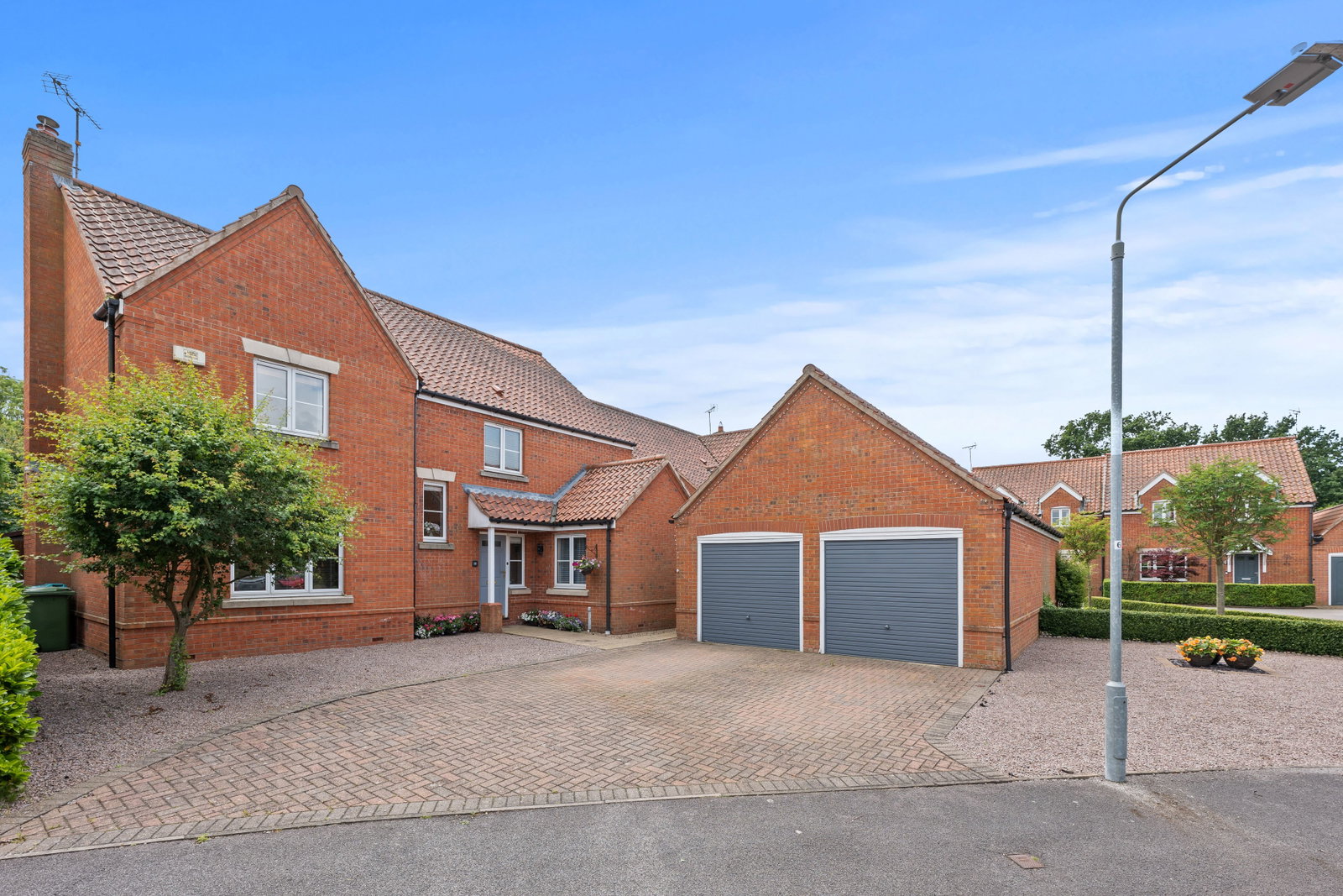 Detached House for sale in Nottingham, Hawthorn Close, Bleasby, Nottingham, NG14 7HW, 2363 m²