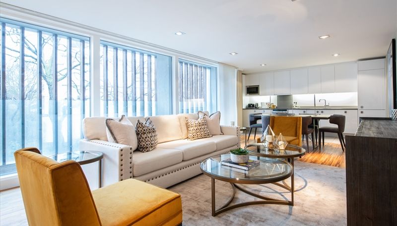 Apartment for rent in London, Fulham Road, London, SW3, 988 m²