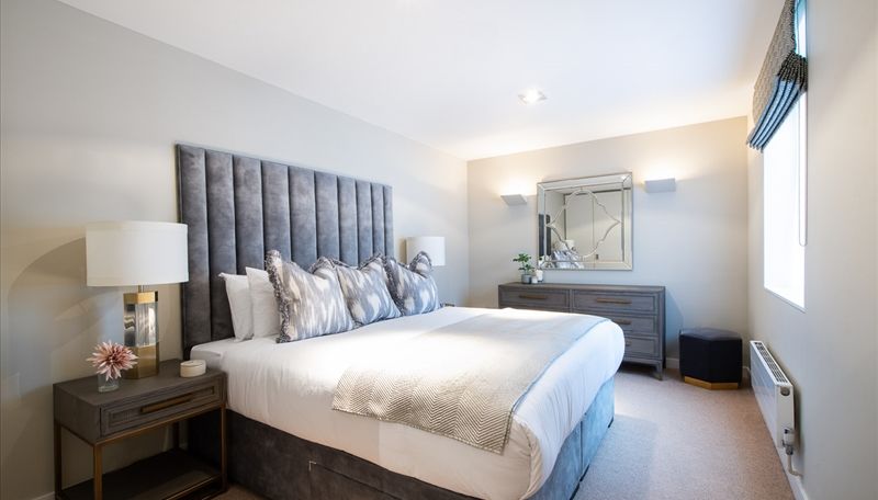 Apartment for rent in London, Fulham Road, London, SW3, 988 m²