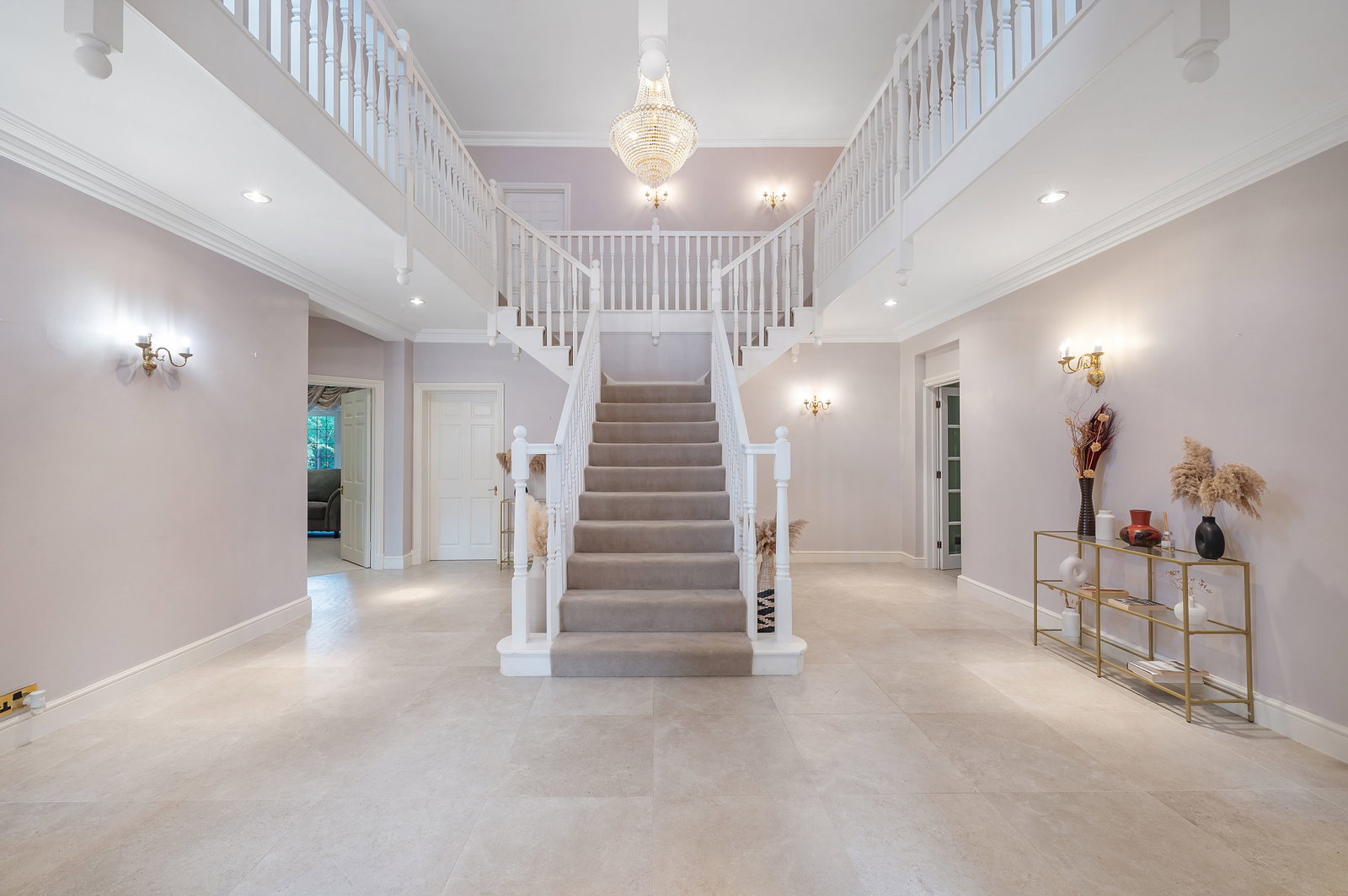 Detached House in Cobham