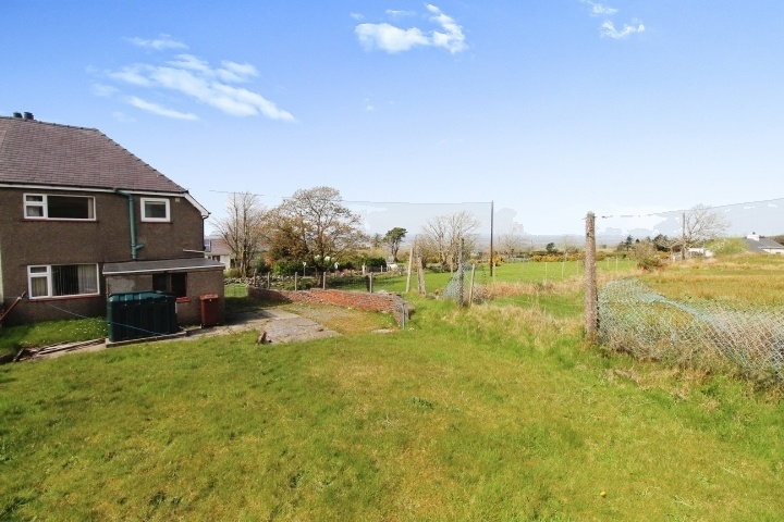 End Of Terrace House for sale in Caernarfon, Bro Cadfan, 22, Rhosgadfan, Caernarfon, LL54