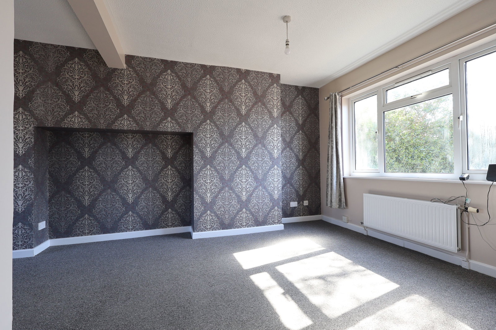 Semi Detached House for rent in Gloucester, Malmesbury Road, Gloucester, GL4 6BH