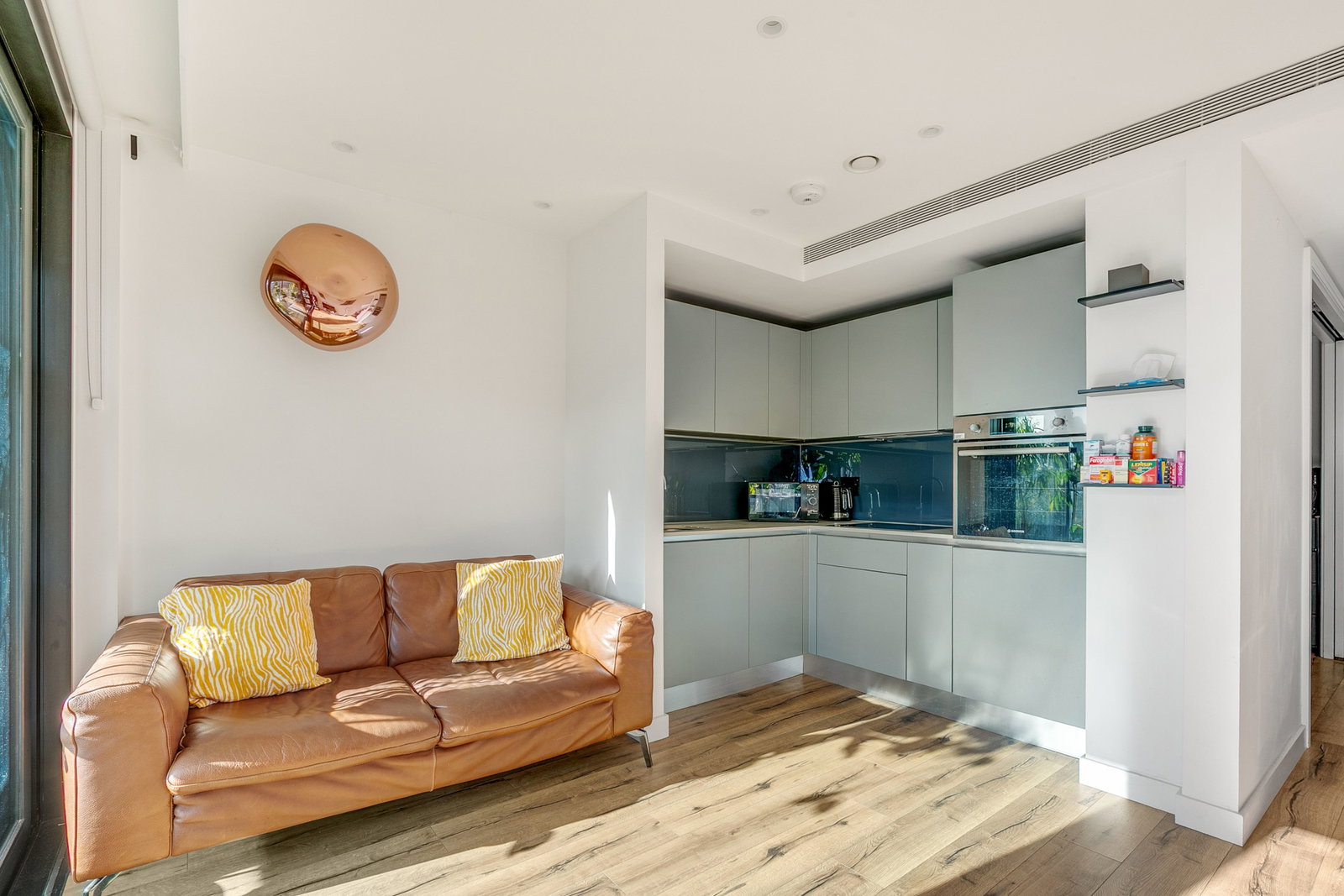 Studio for rent in London, Studio, The Dumont, London, SE1, 450 m²