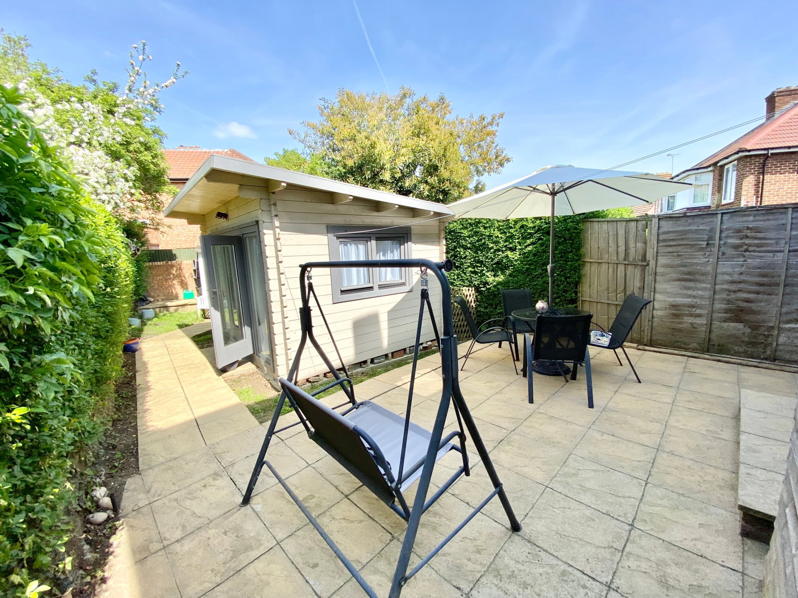 Semi Detached House for sale in London, Crummock Gardens, London, NW9 0DJ