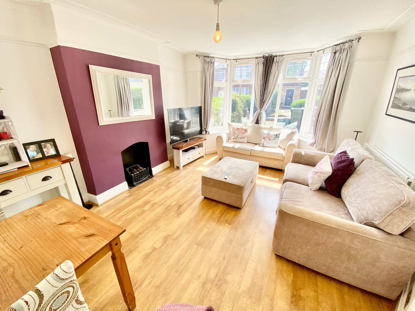 Semi Detached House for sale in London, Crummock Gardens, London, NW9 0DJ