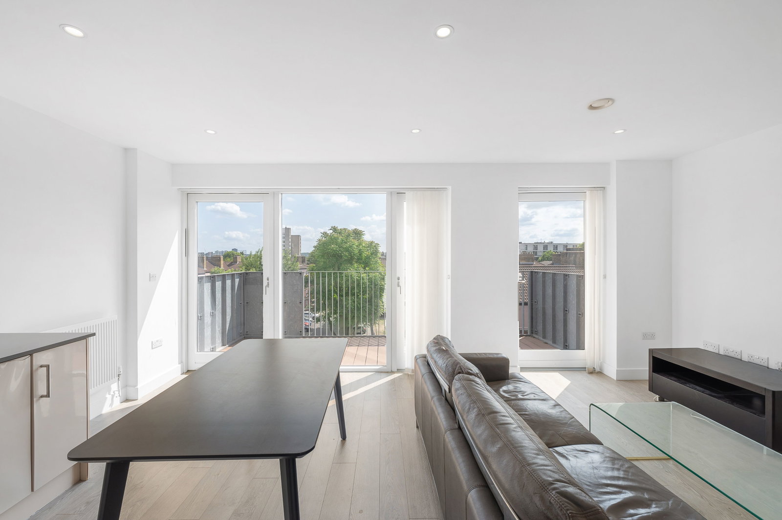 Apartment for rent in London, Spa Road, London, SE16 3QT, 661 m²