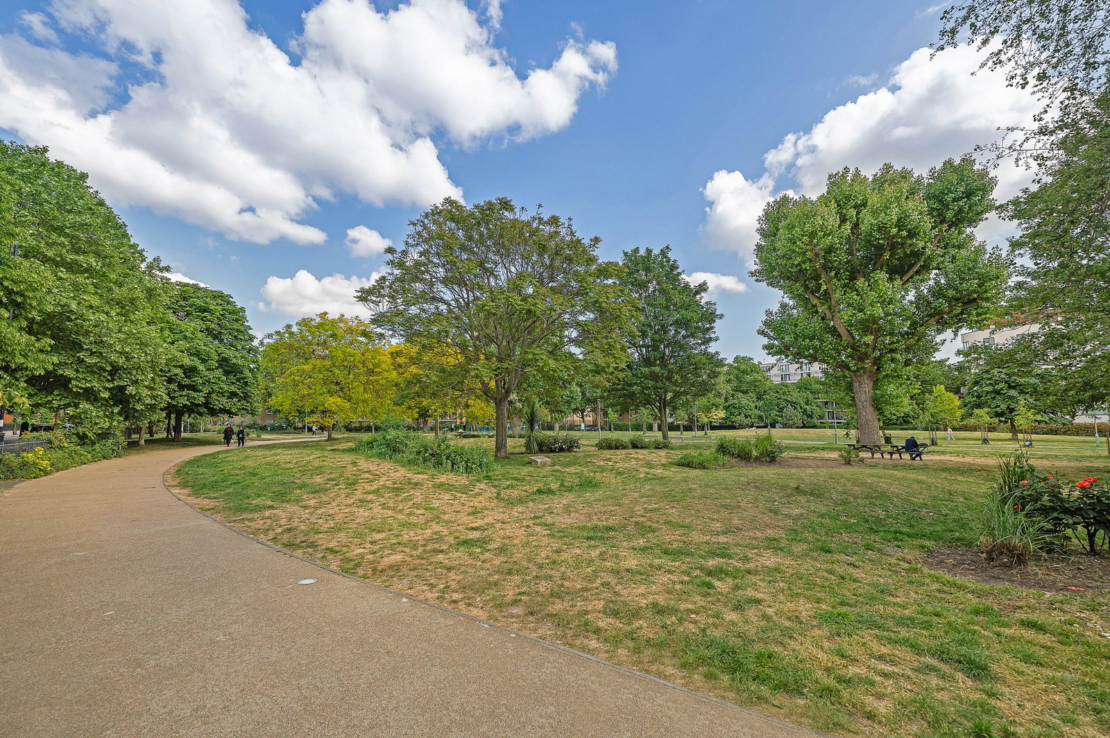 Apartment for rent in London, Spa Road, London, SE16 3QT, 661 m²