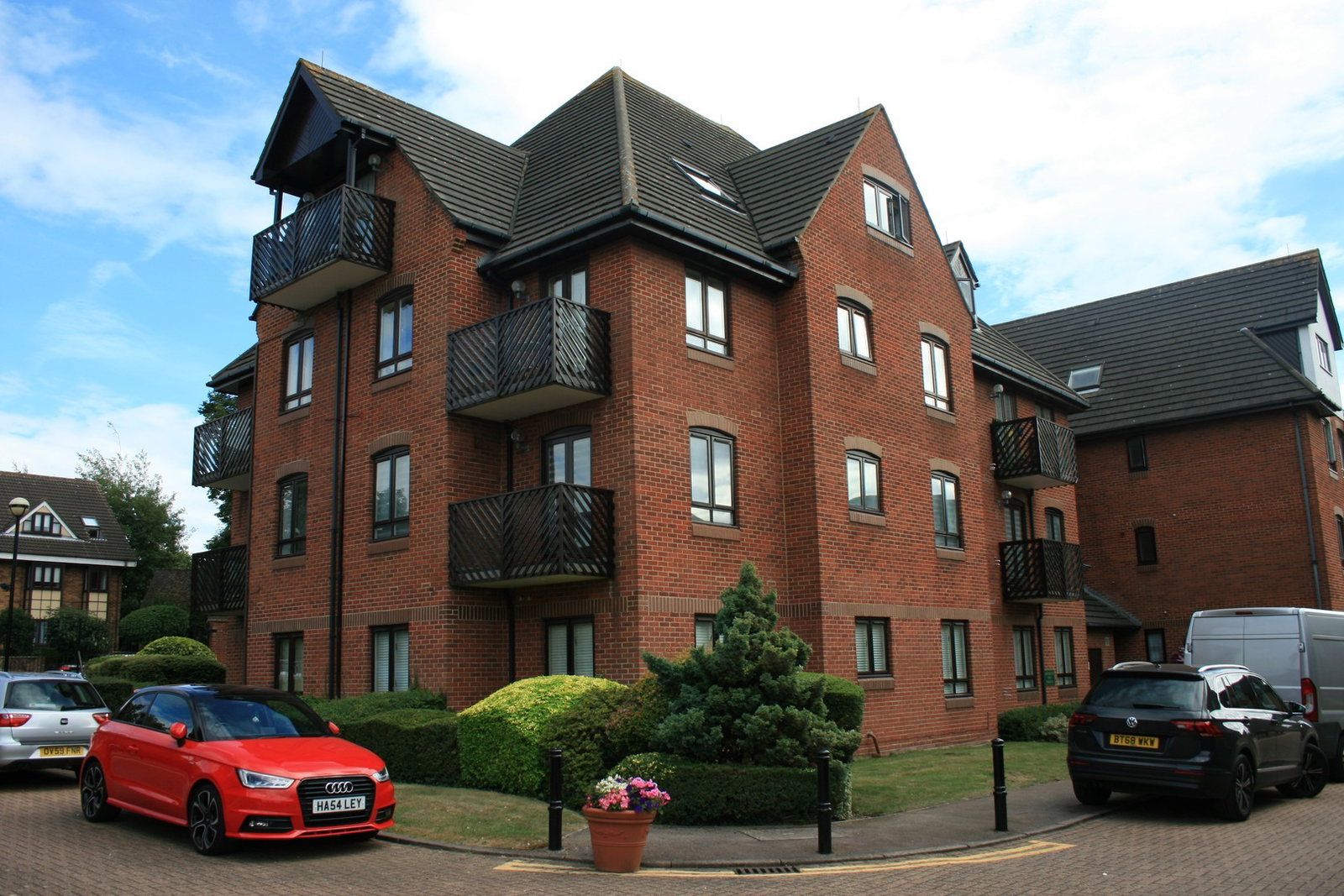 Flat in Buckhurst Hill