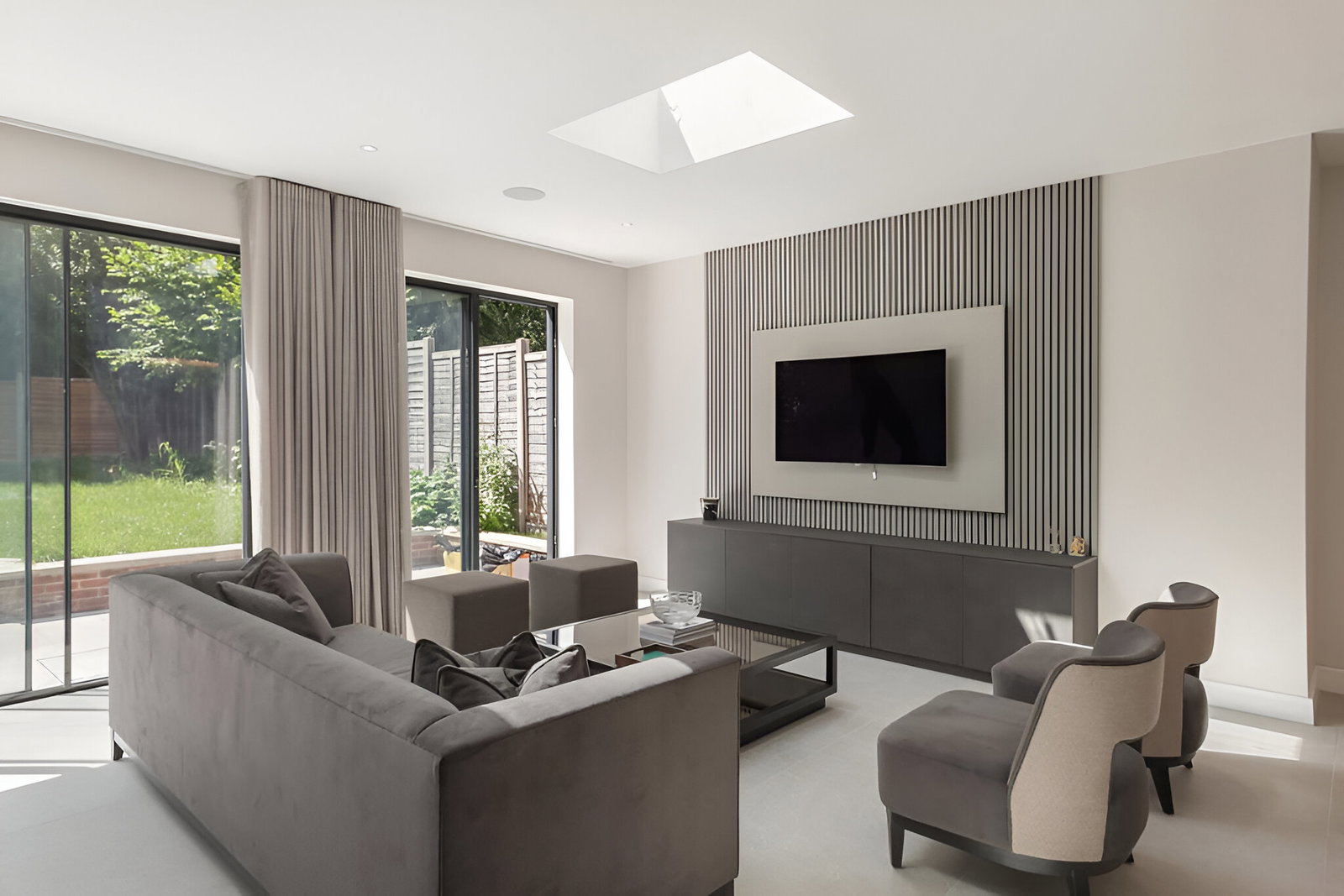 Semi Detached House in London