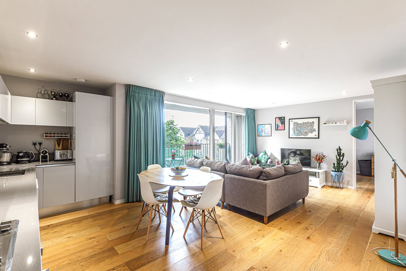 Flat for sale in London, Wastdale Road, Forest Hill, SE23, 734 m²