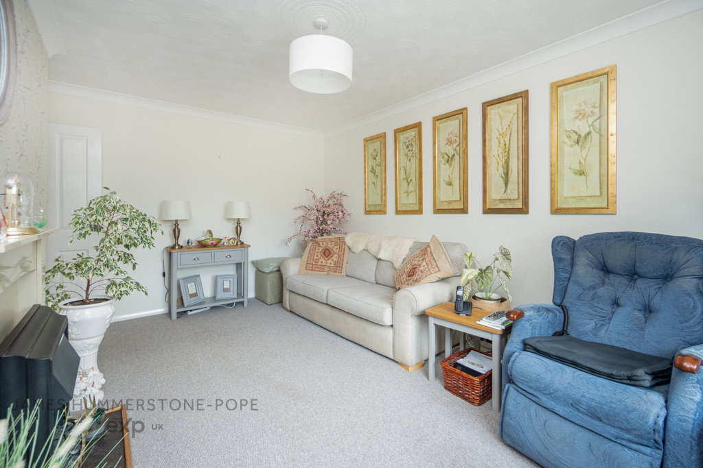 Semi Detached Bungalow in Ramsgate