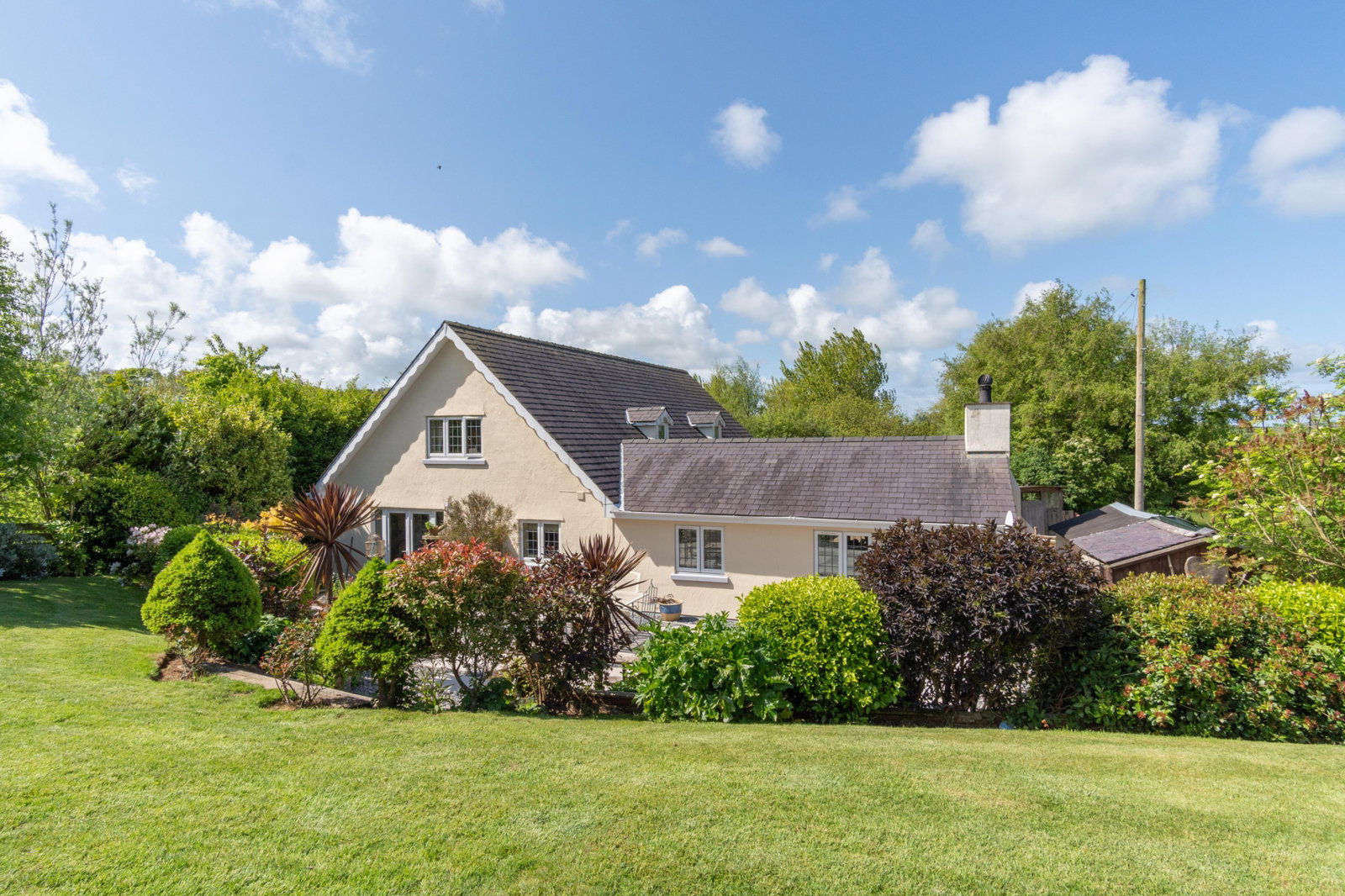Detached House for sale in Amlwch, Carreglefn, Cemaes Bay, LL68