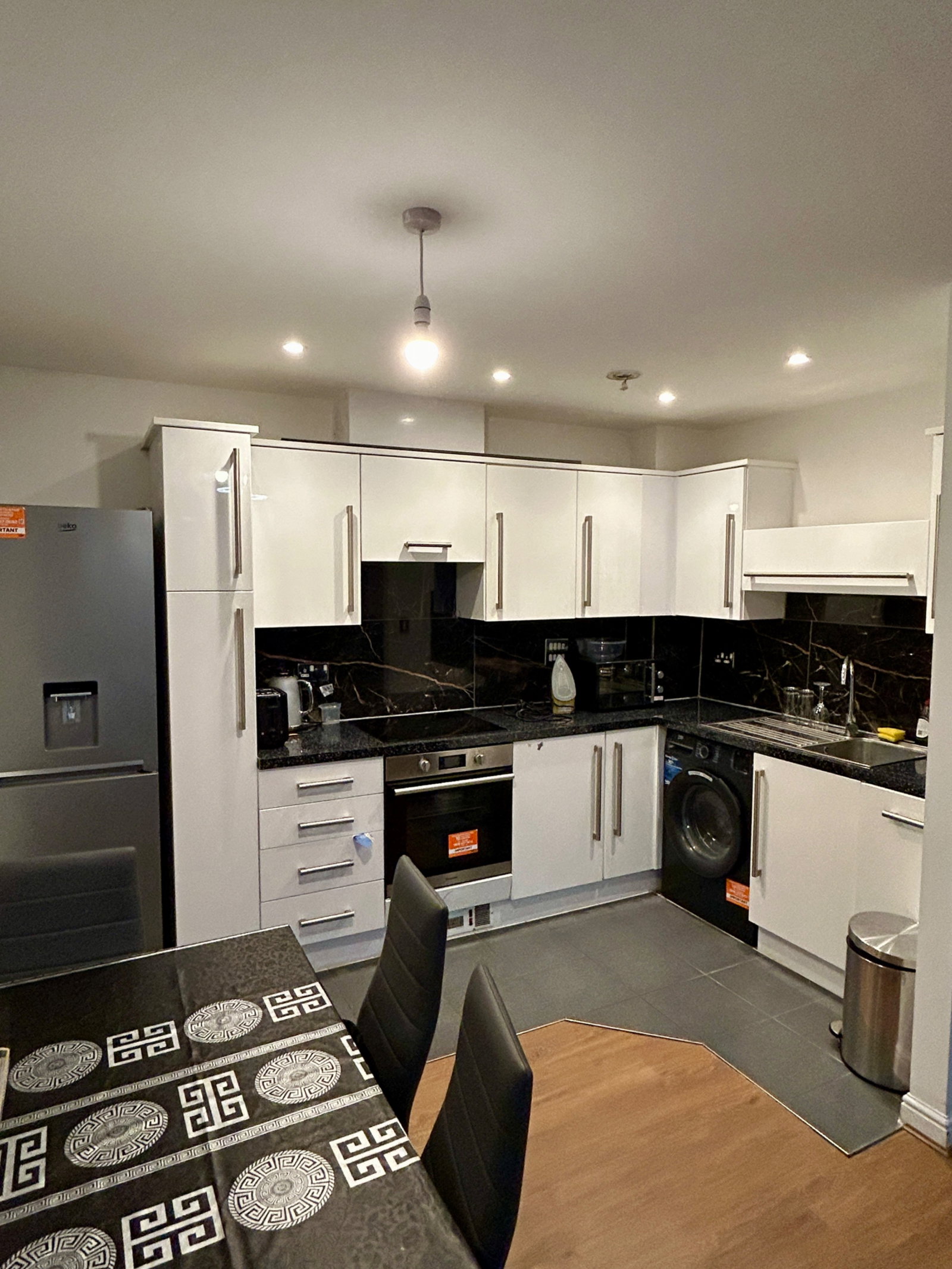 Apartment for rent in Hounslow, Prince Regent Road, Hounslow, TW3 1NN