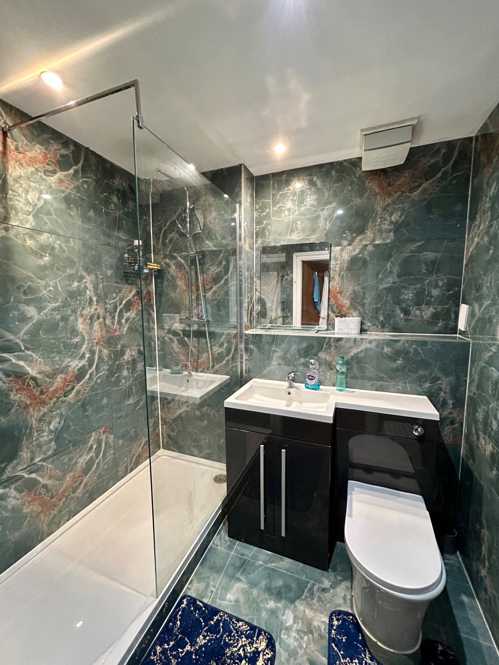 Apartment for rent in Hounslow, Prince Regent Road, Hounslow, TW3 1NN