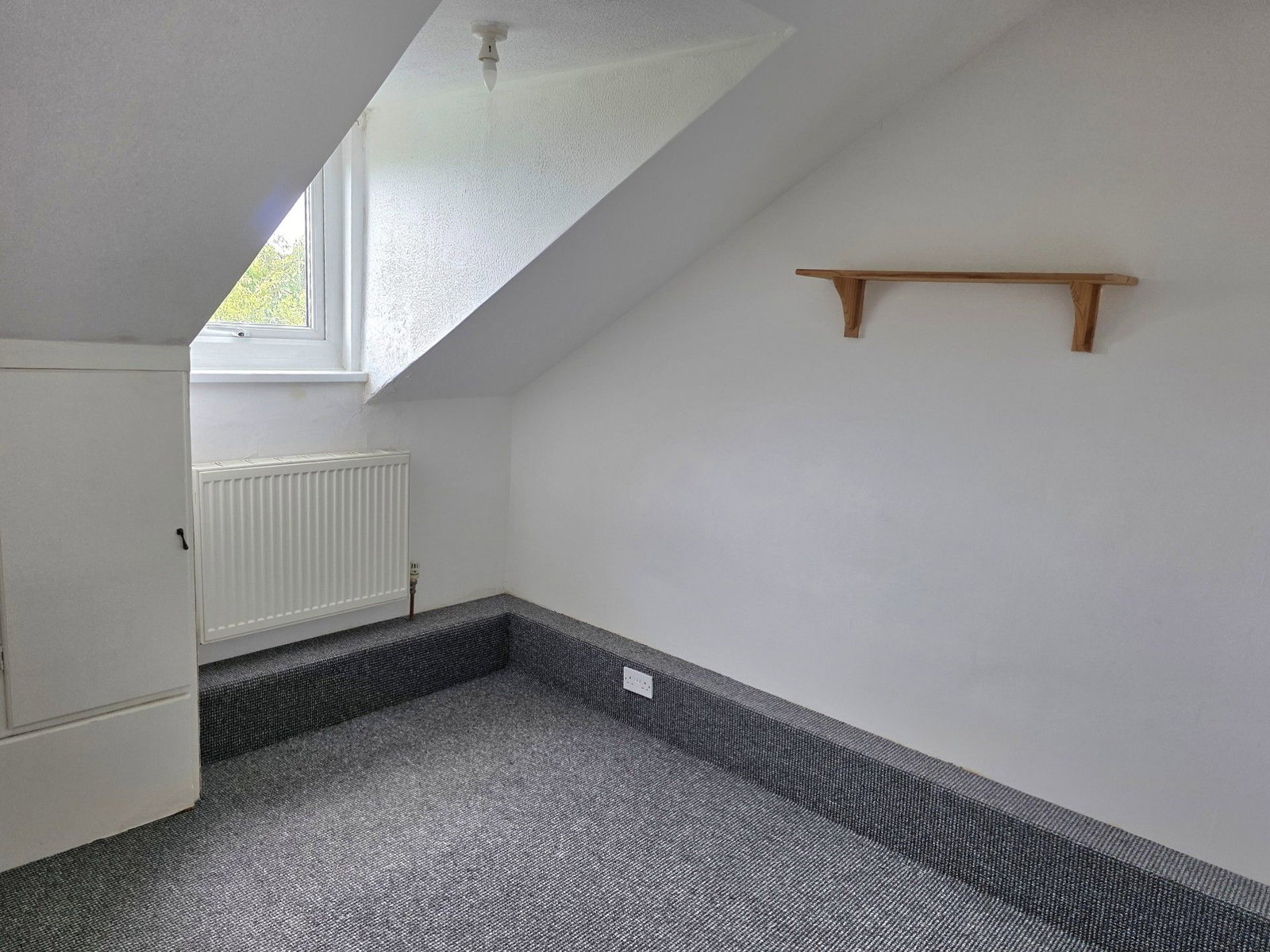 Flat for rent in Ryde, West Hill Road, Ryde, PO33 1LN