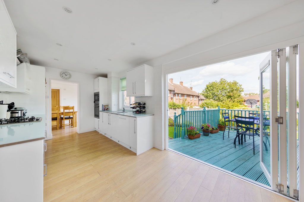 Semi Detached House in Loughton