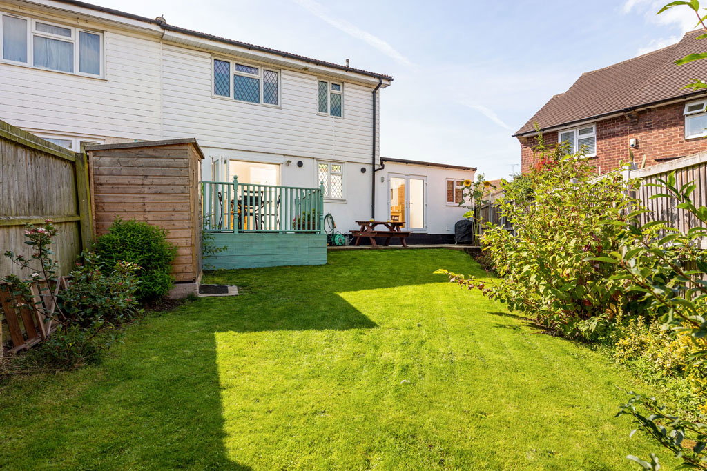Semi Detached House in Loughton