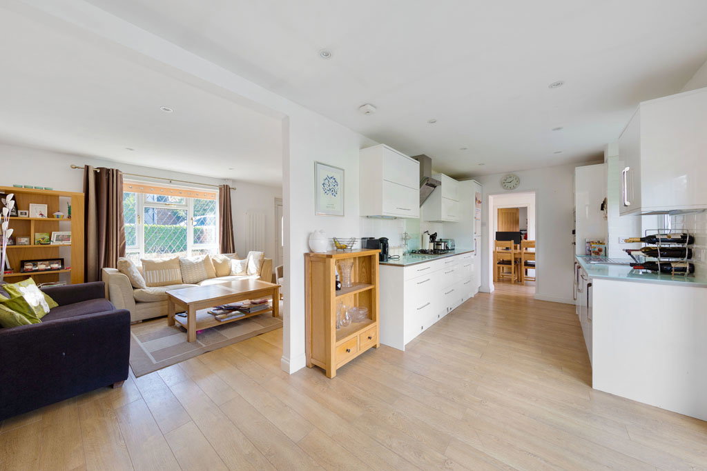 Semi Detached House in Loughton