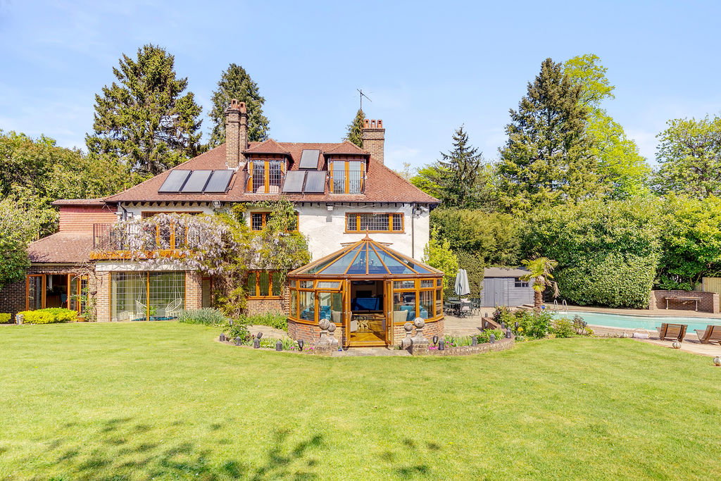 Detached House in Whyteleafe