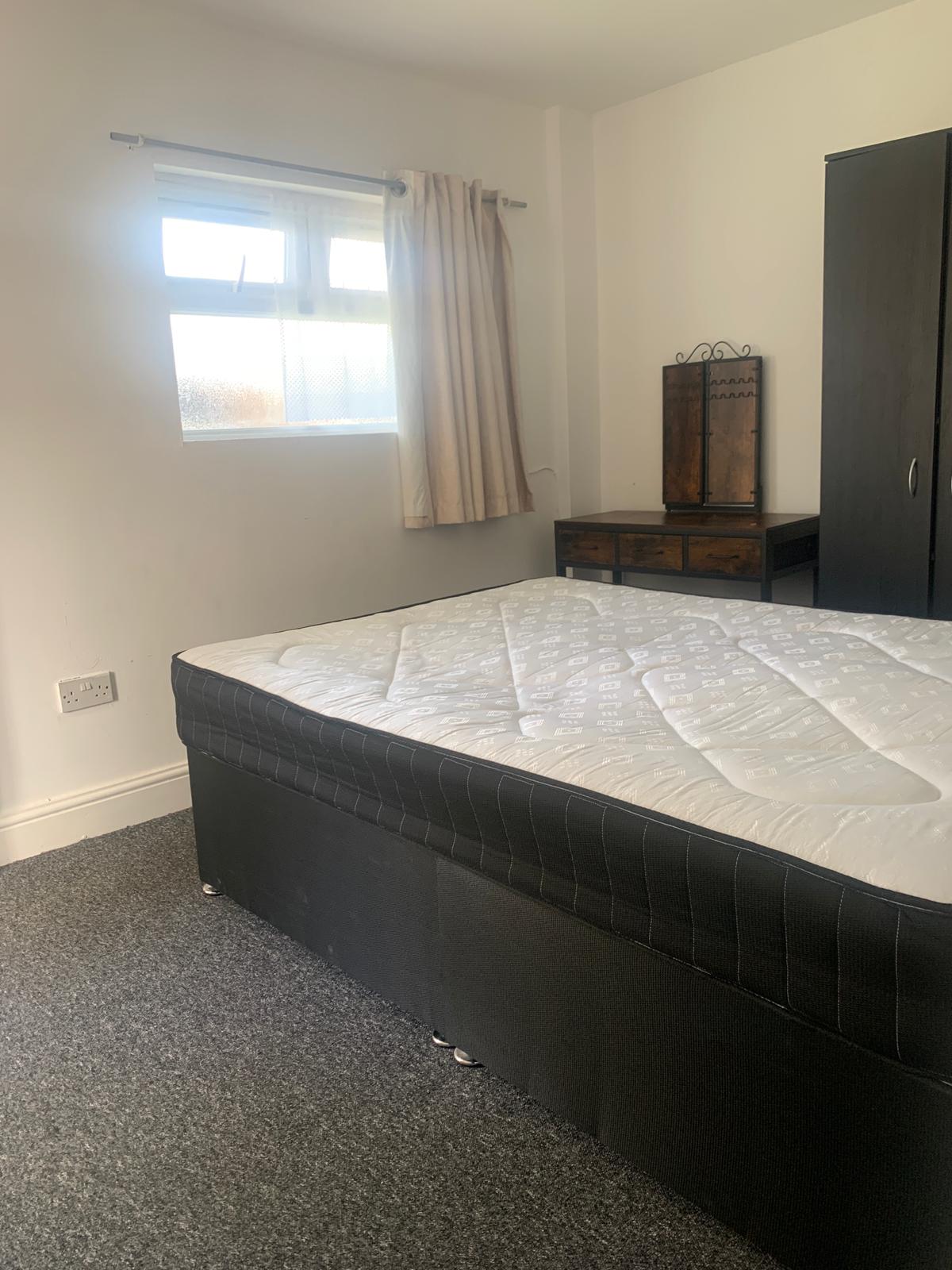 Flat in Hounslow