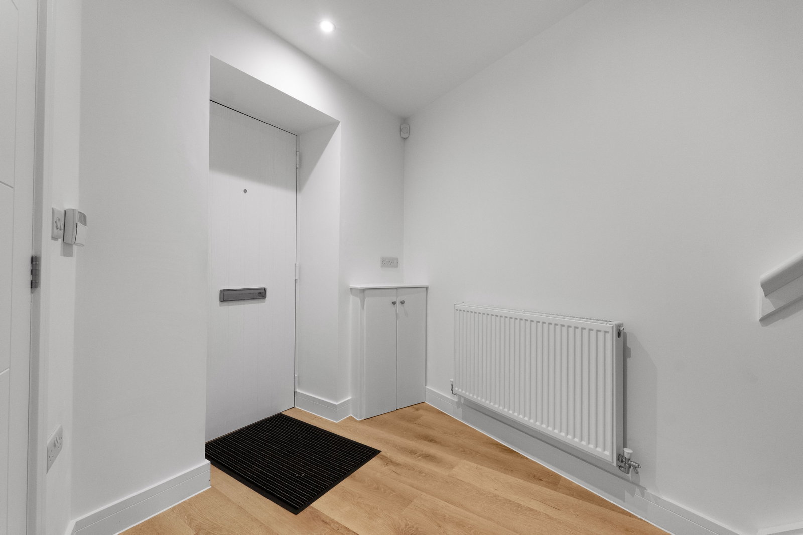 Terraced House for rent in High Peak, Buxton Road, Whaley Bridge, 743 m²