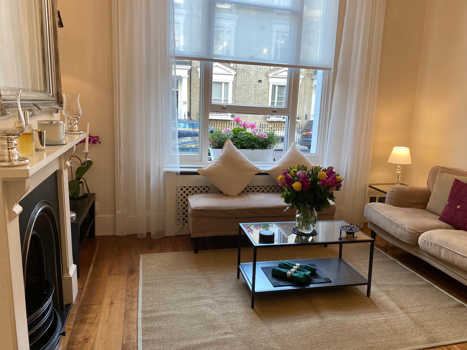 Flat for rent in London, Eardley Crescent, Earl's Court, London, SW5, 571 m²