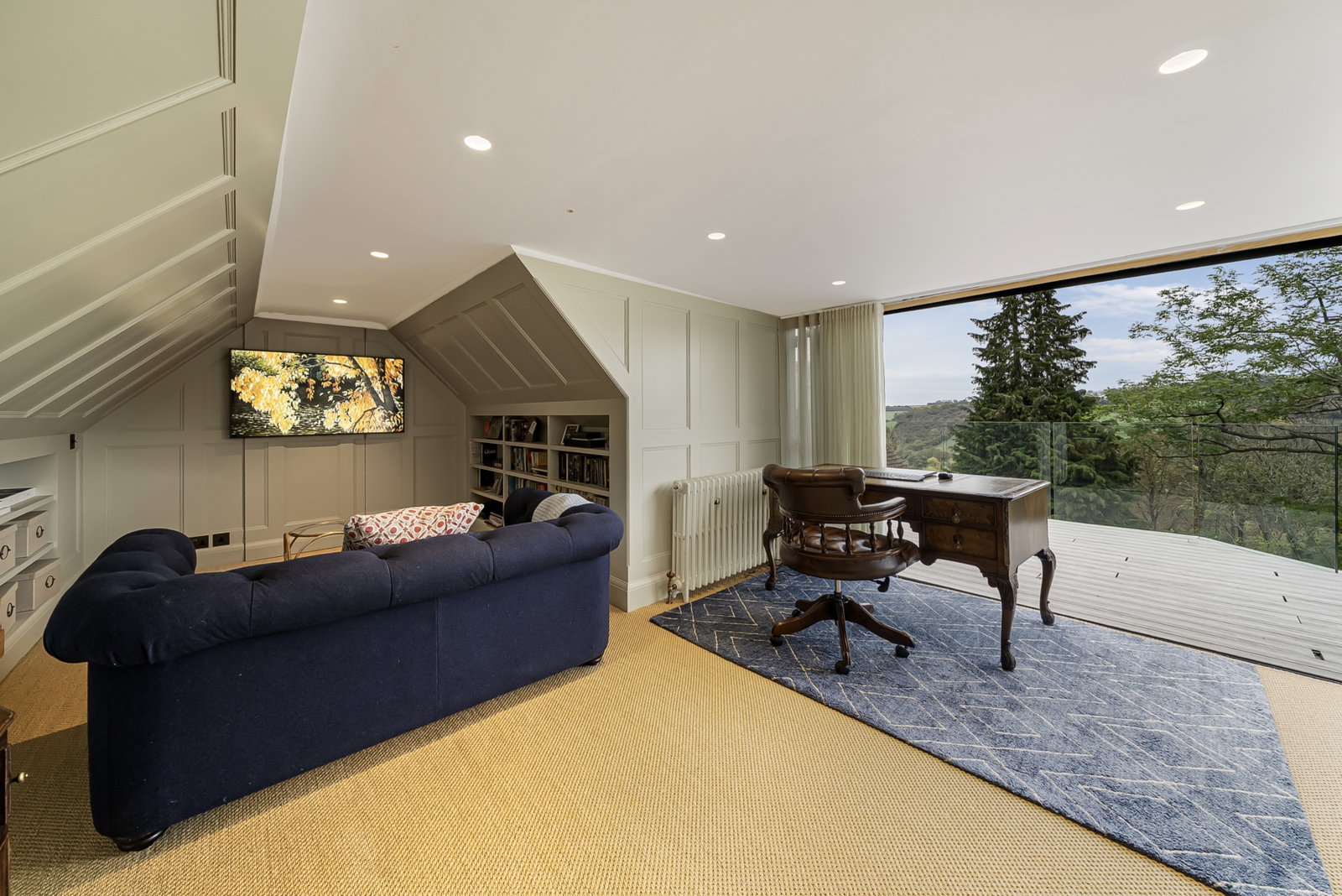 Semi Detached House in Woldingham