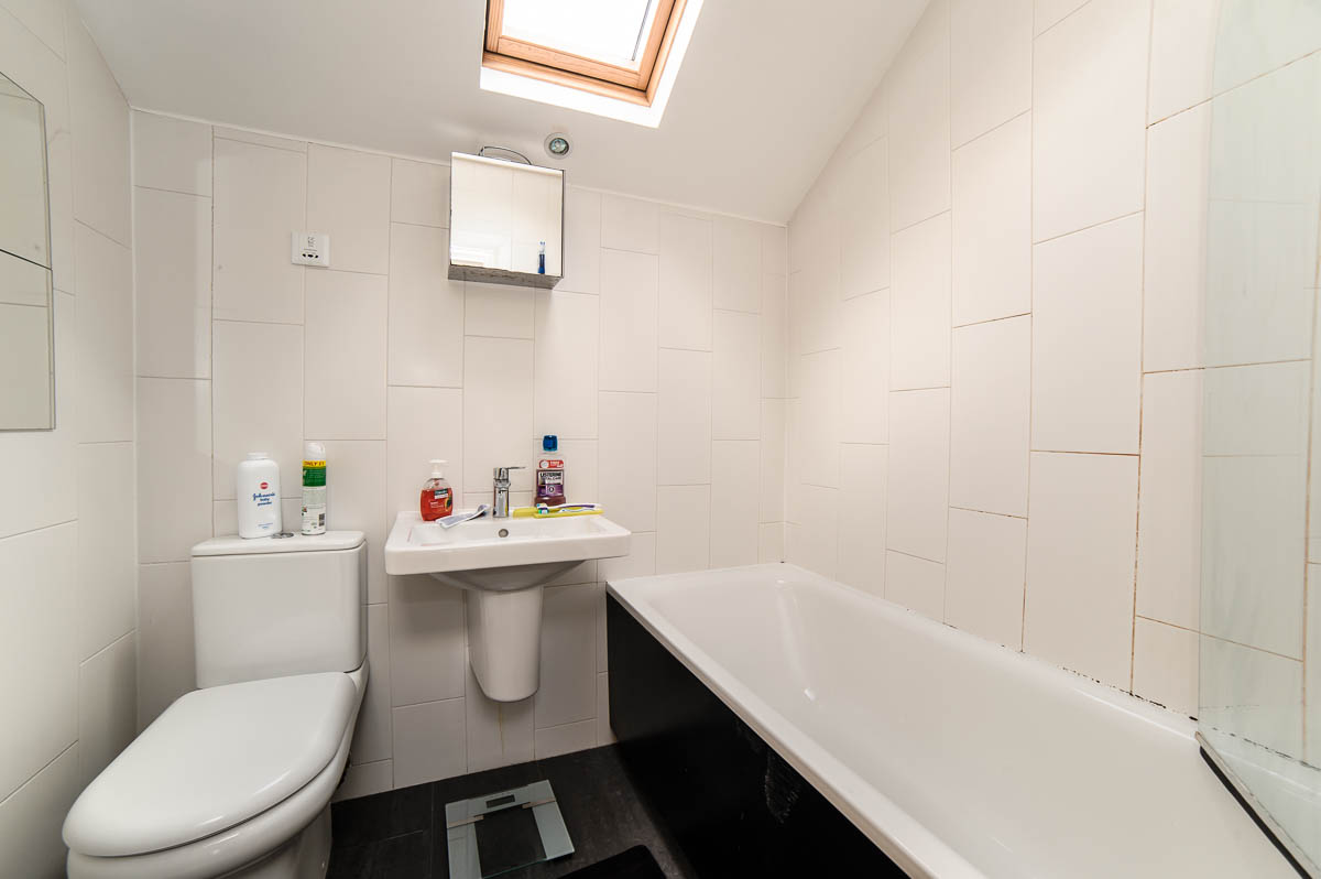Flat for rent in London, Gleneldon Road, London, SW16 2BD