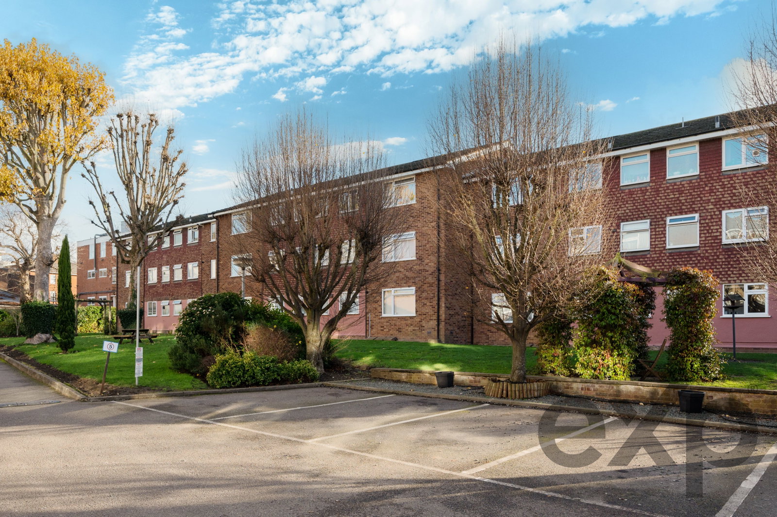 Penthouse in Sutton
