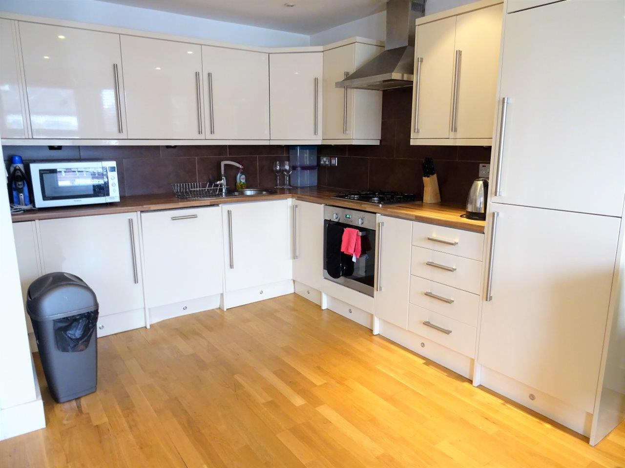 Flat for rent in London, Kellino Street, London, SW17 8SY