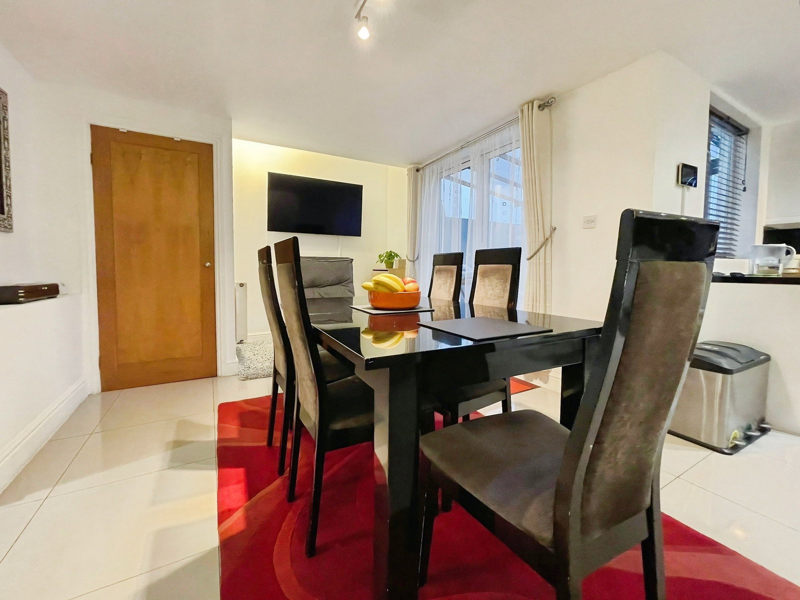 Semi Detached House in Sutton