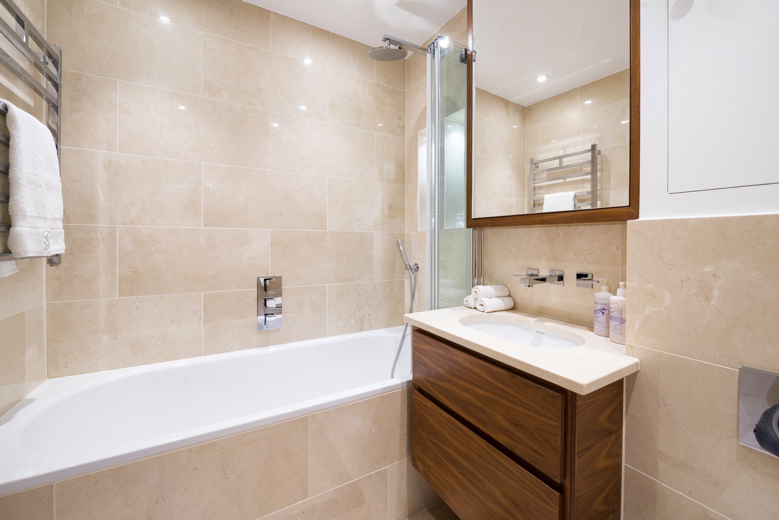 Flat in London