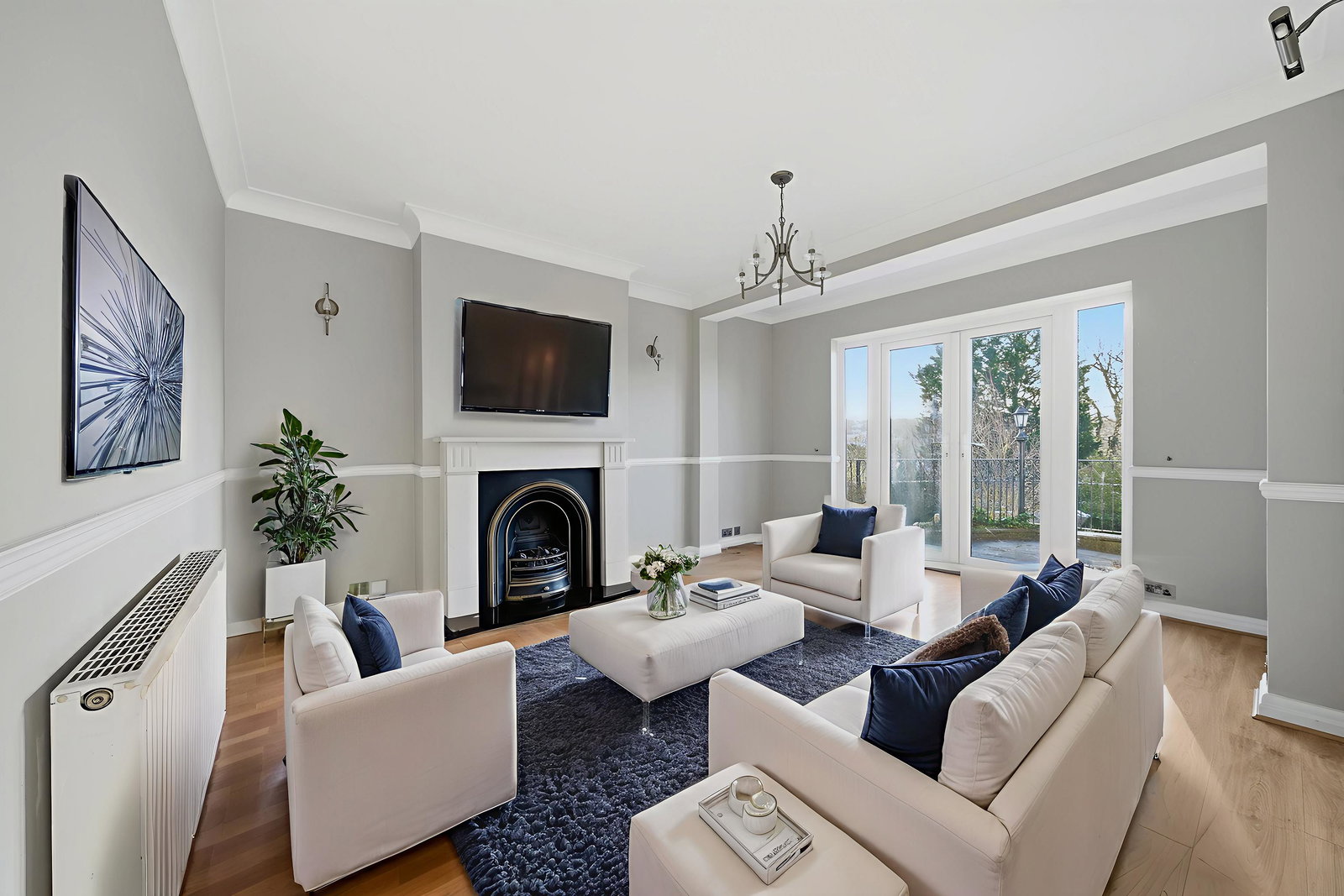 Semi Detached House in Coulsdon