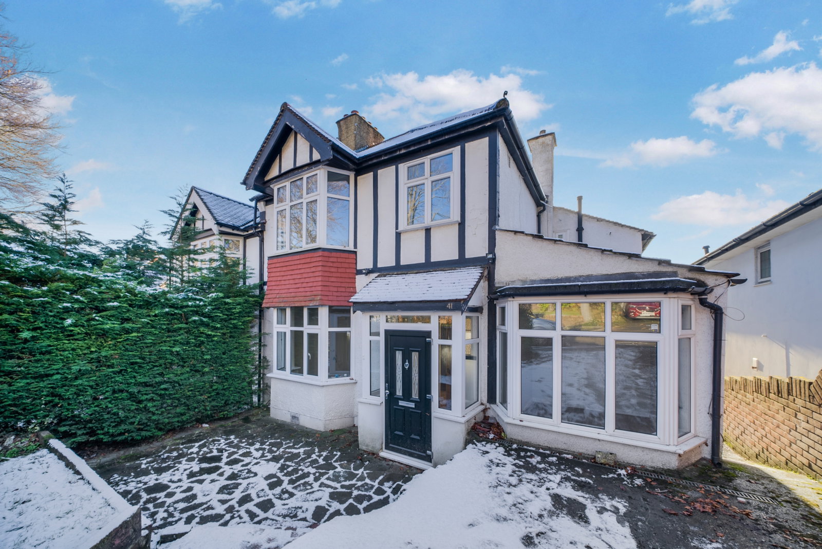 Semi Detached House in Coulsdon