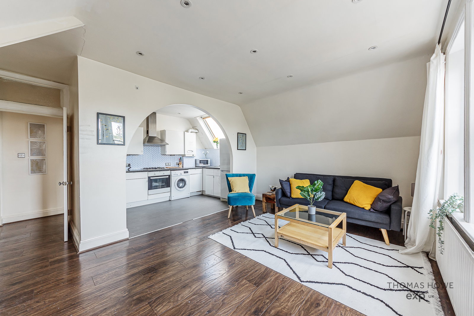 Flat for rent in London, Mowbray Road, Crystal Palace, SE19, 549 m²