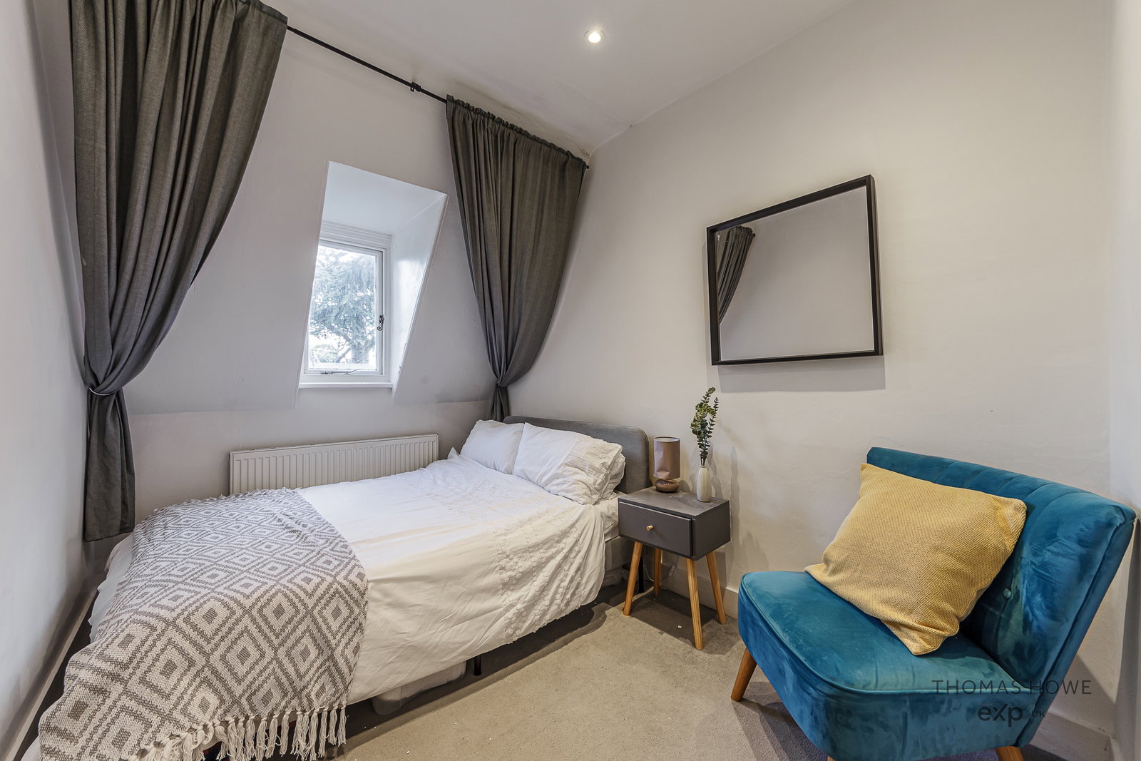 Flat for rent in London, Mowbray Road, Crystal Palace, SE19, 549 m²