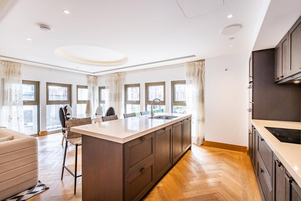 Apartment for rent in London, Abell House, John Islip Street, London, SW1P, 1647 m²