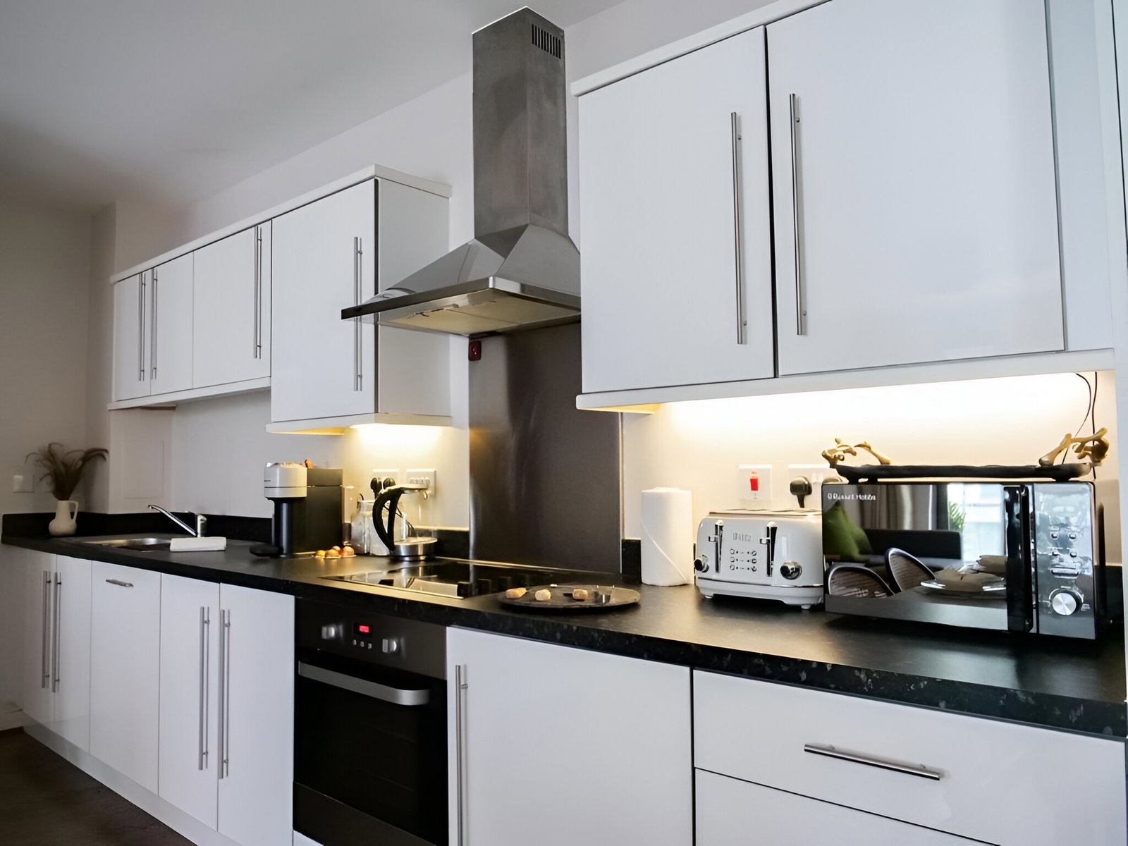 Apartment in Brentford