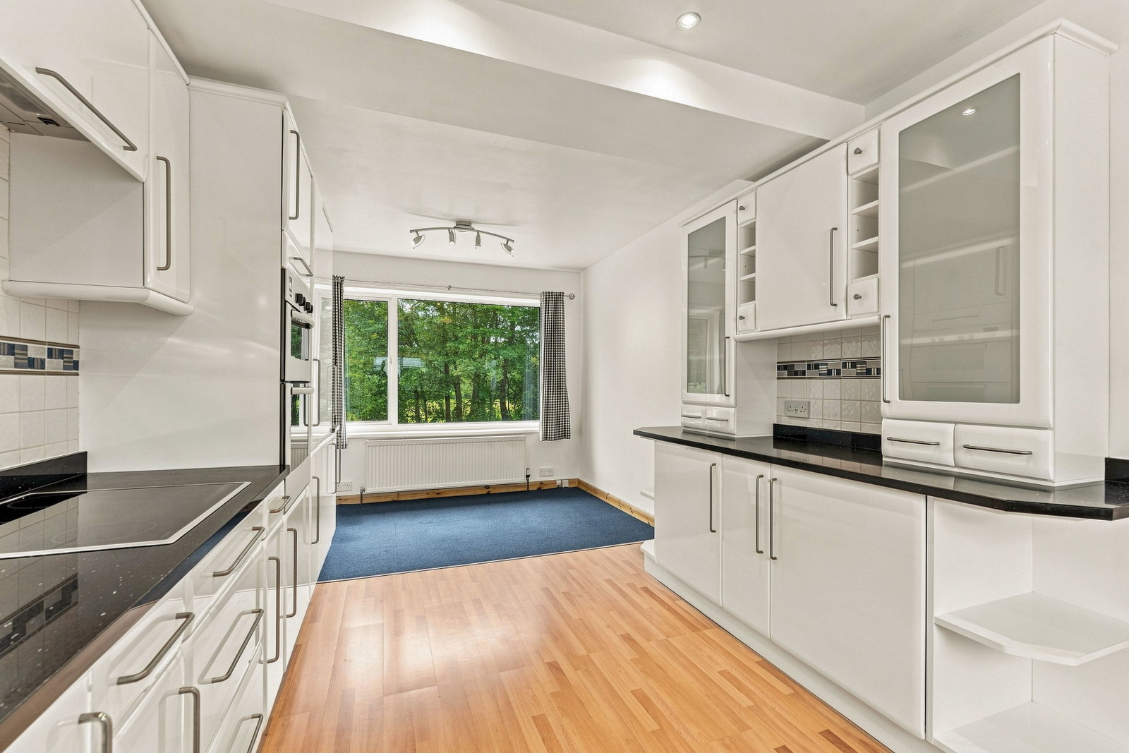 Detached House for rent in Macclesfield, Hall Lane, Sutton, 1345 m²
