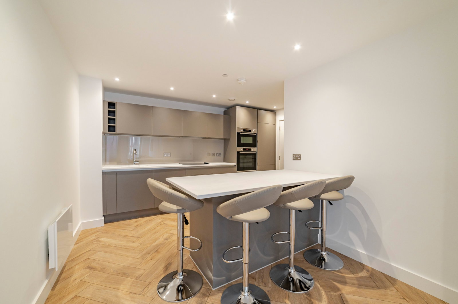 Apartment for rent in Manchester, One Port Street, Manchester, M4, 715 m²