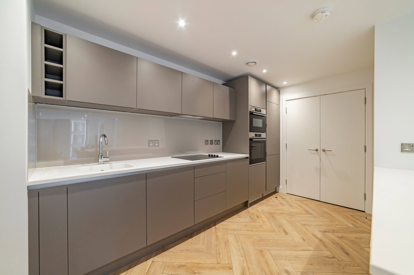 Apartment for rent in Manchester, One Port Street, Manchester, M4, 715 m²