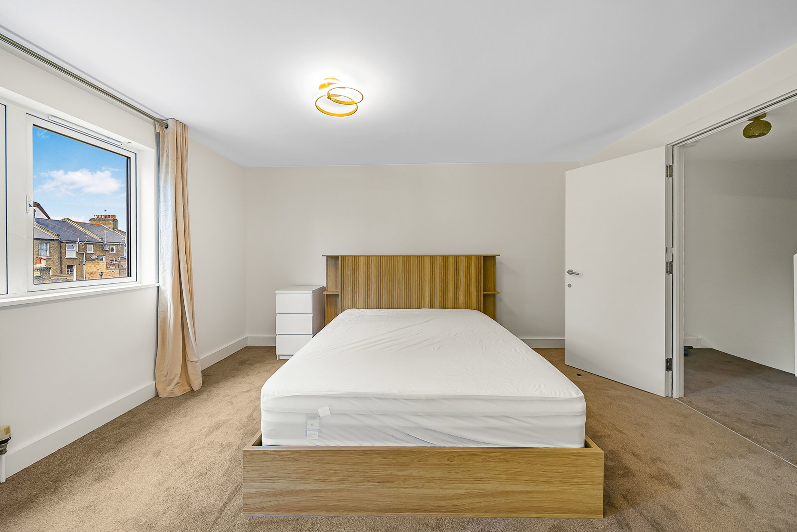 Terraced House for rent in London, Stane Grove, Clapham North, SW9 9AL, 1806 m²