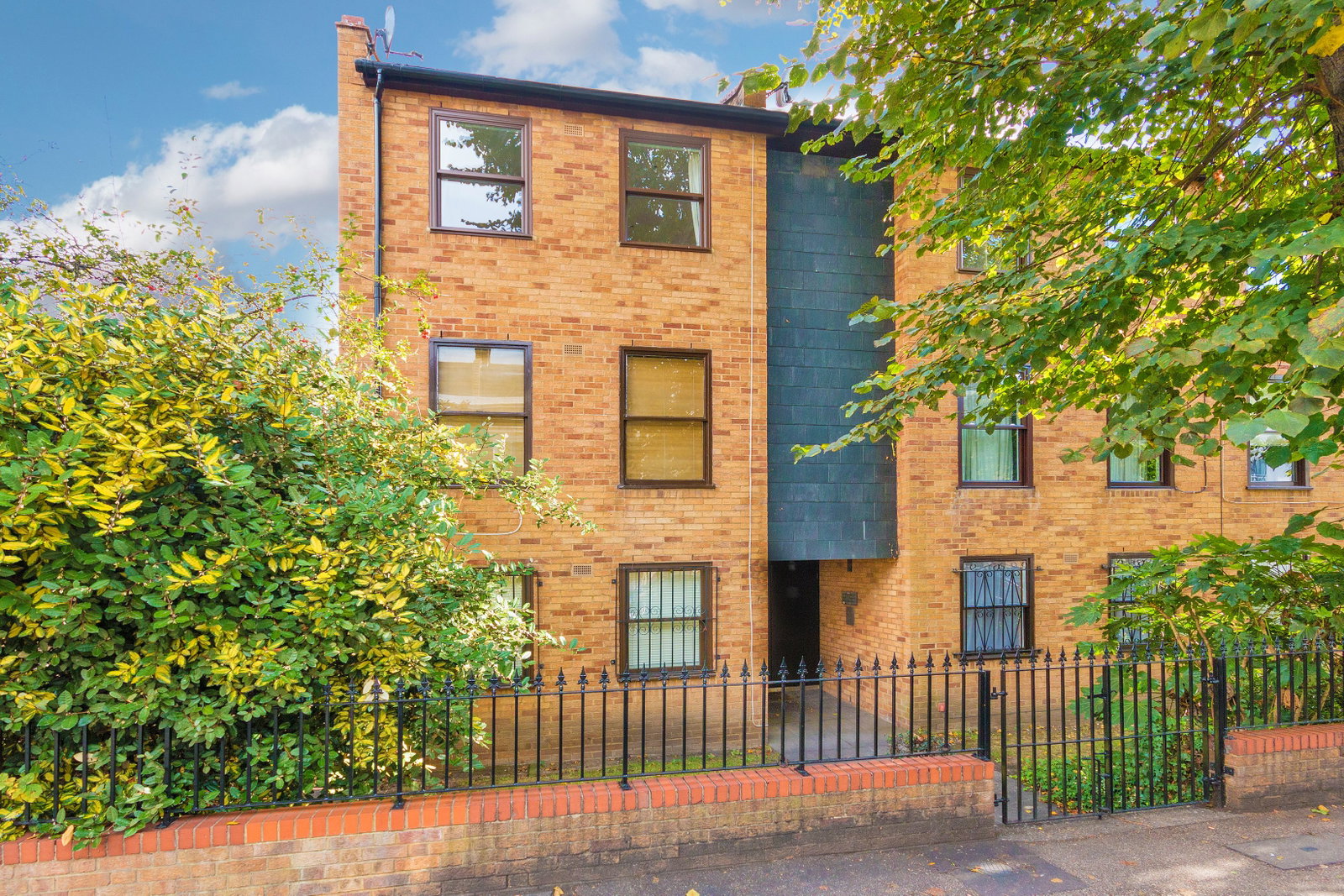 Flat for rent in London, Tomlins Grove, London, E3 4NX