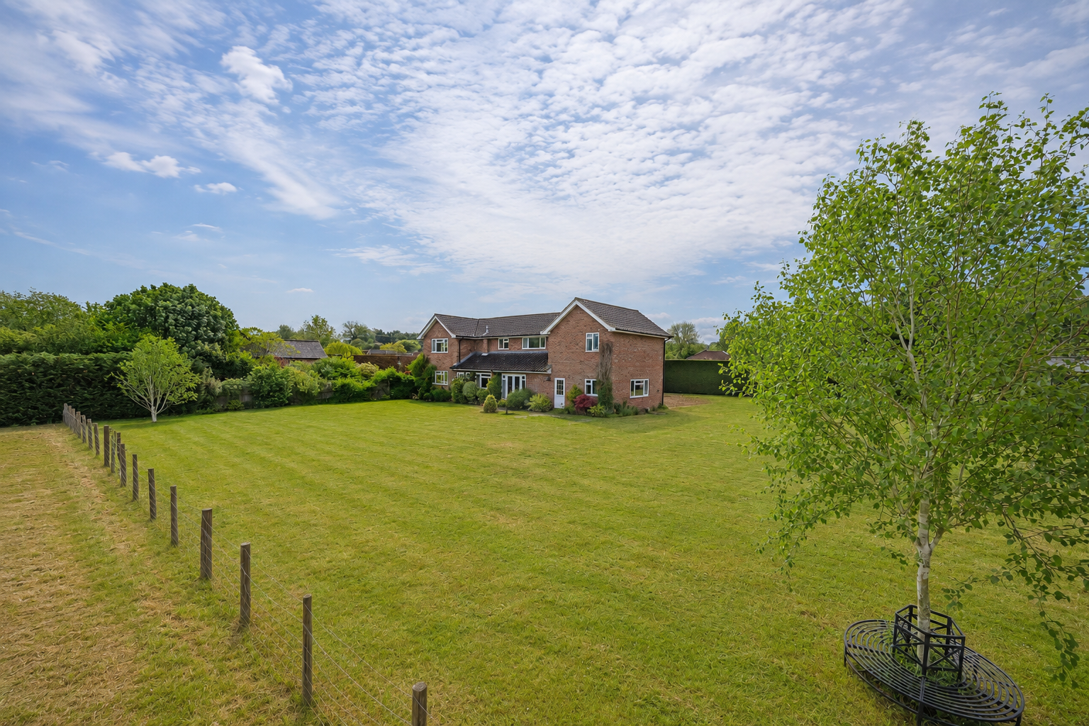 Detached House in Leatherhead