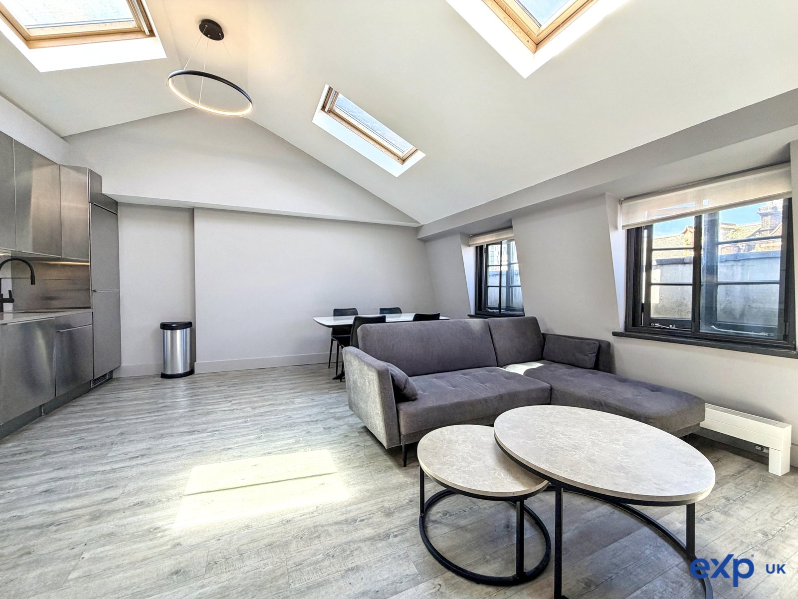 Apartment for rent in London, Whitechapel High Street, London, E1 7PL
