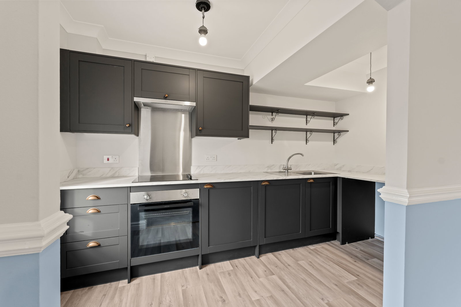 Apartment for rent in Southwell, Greet Lilly Mill, 676 m²