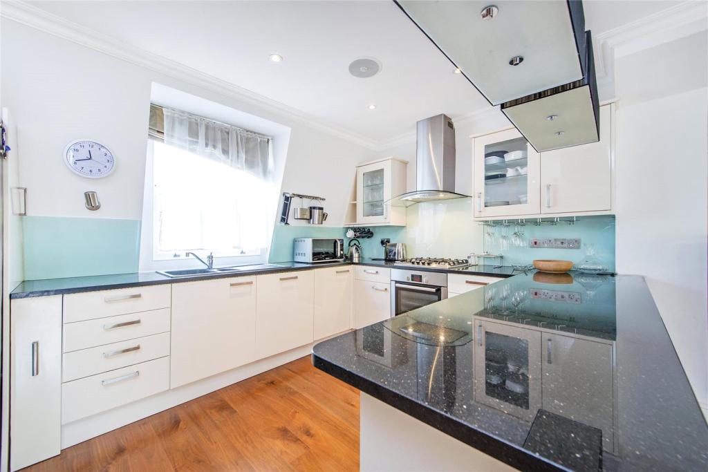 Flat in London