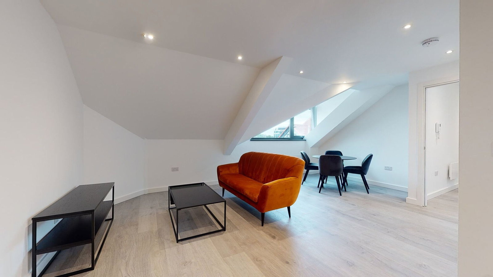 Apartment in Brentford