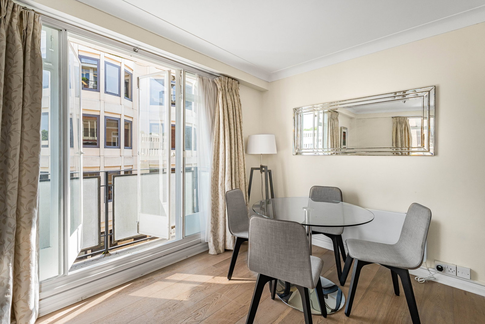 Apartment in London