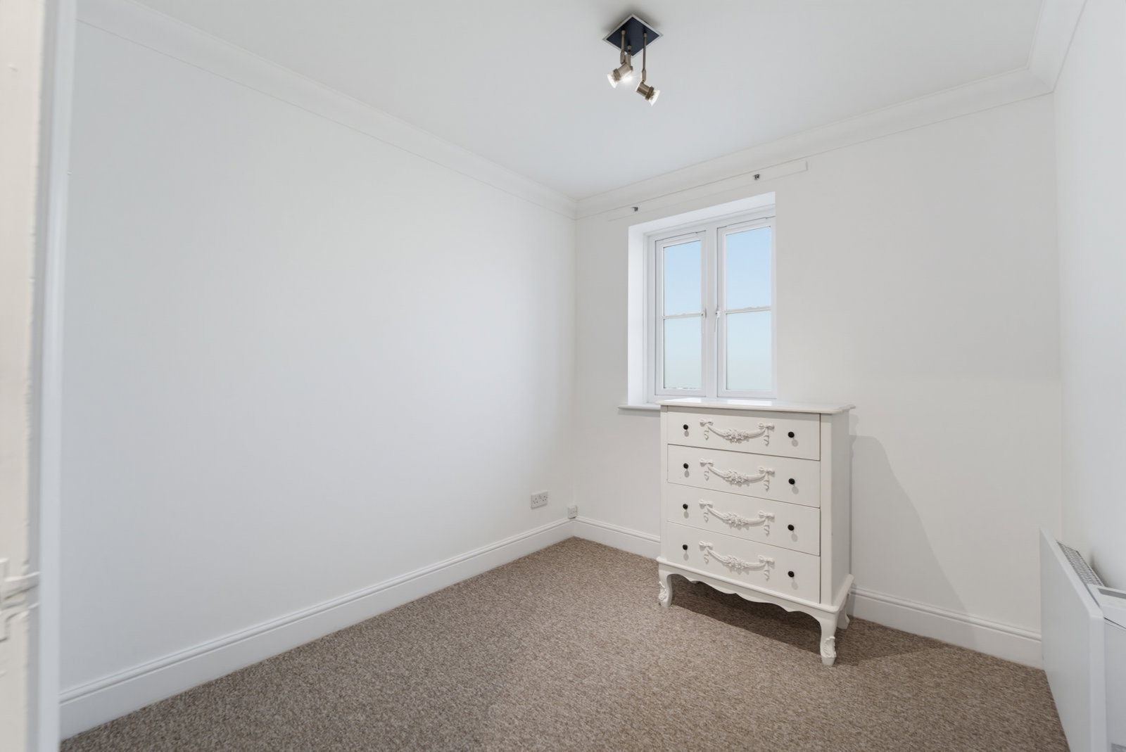 Flat in West Drayton